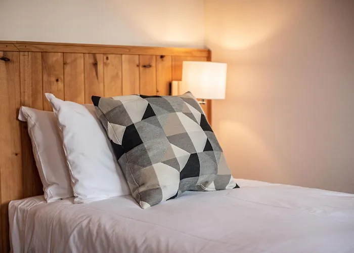 Appartement Biolay 2 - Alpes Travel - - Sleeps 4-6 *