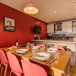 Appartement Biolay 2, Alpes Agency, Central Chamonix, Sleeps 4-6