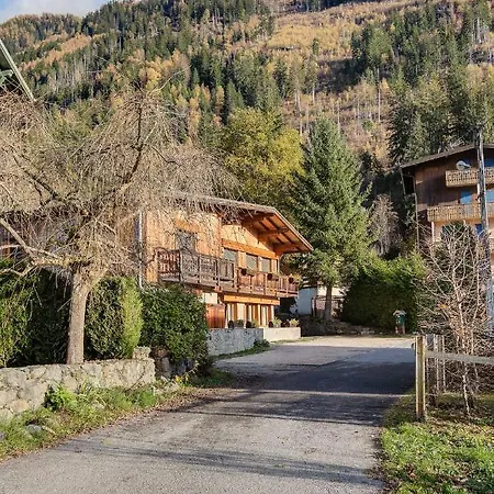 Daire Biolay 2, Alpes Agency, Chamonix, Sleeps 4-6 *