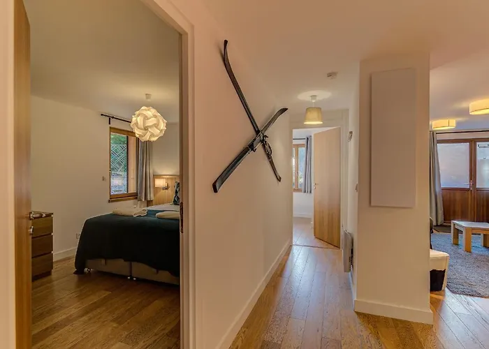 Biolay 2, Alpes Agency, Central Chamonix, Sleeps 4-6 *