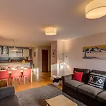Biolay 2, Alpes Agency, Chamonix, Sleeps 4-6 *