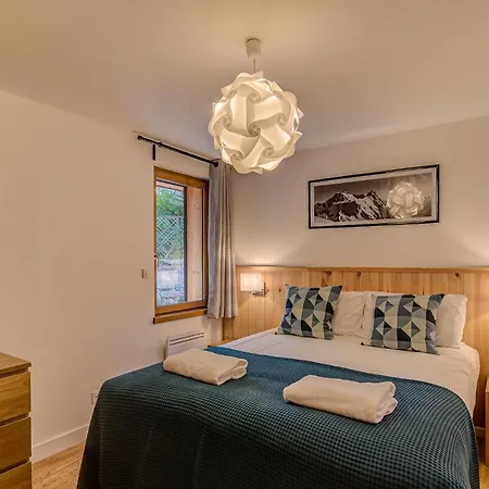 Biolay 2 - Alpes Travel - - Sleeps 4-6 *